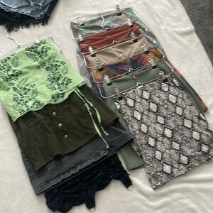Fall Mini Skirt bundle size small 💖